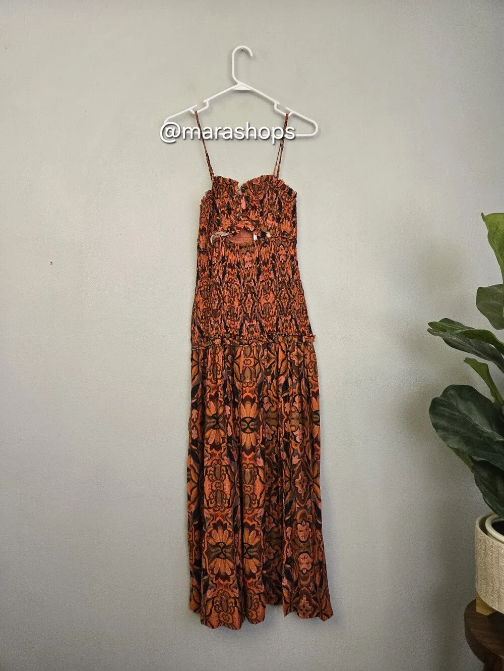 Petal & Pup Cecil Midi Dress - Picture 2 of 6